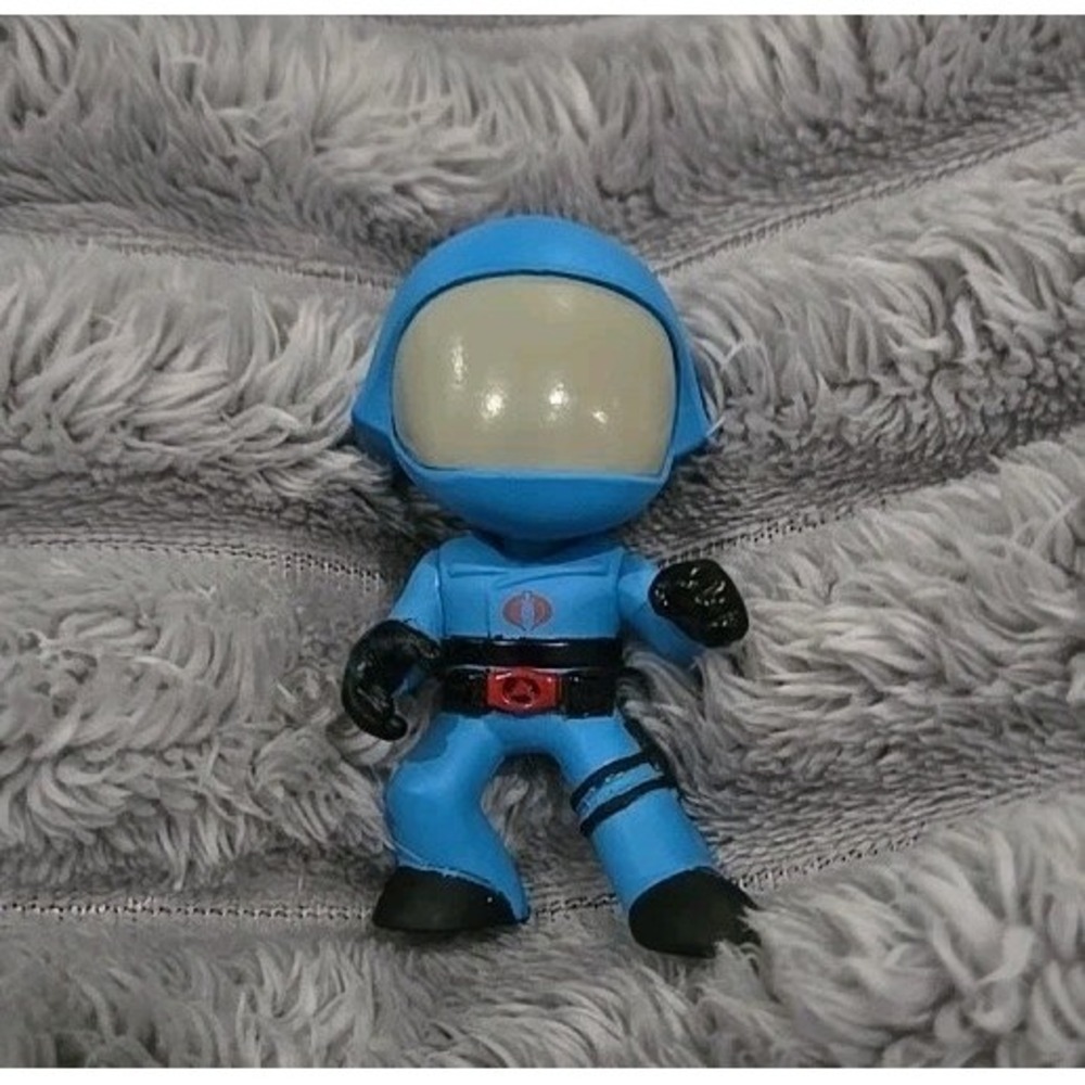 Funko Mystery Minis Hasbro Retro Toys G.I. Joe Cobra Commander Vinyl Figure 1/36